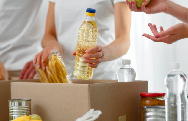 Birželio mėnesį virš 200 tūkstančių nepasiturinčiųjų sukauks paramos maisto prekėmis ir higienos rei